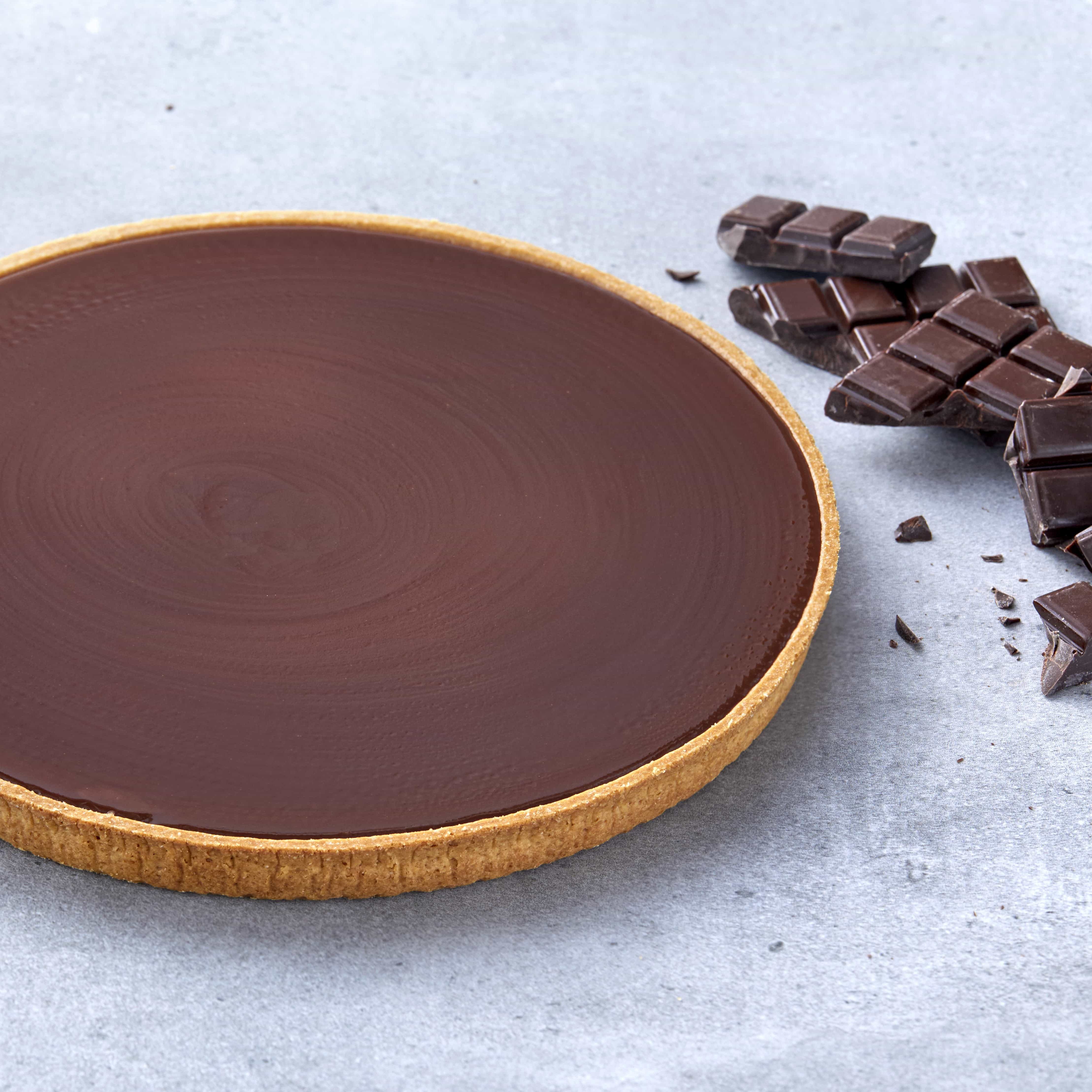 tart-chocolate-hazelnuts